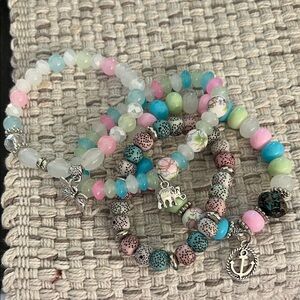 Colorful Beaded Bracelets Set of 4 NIP